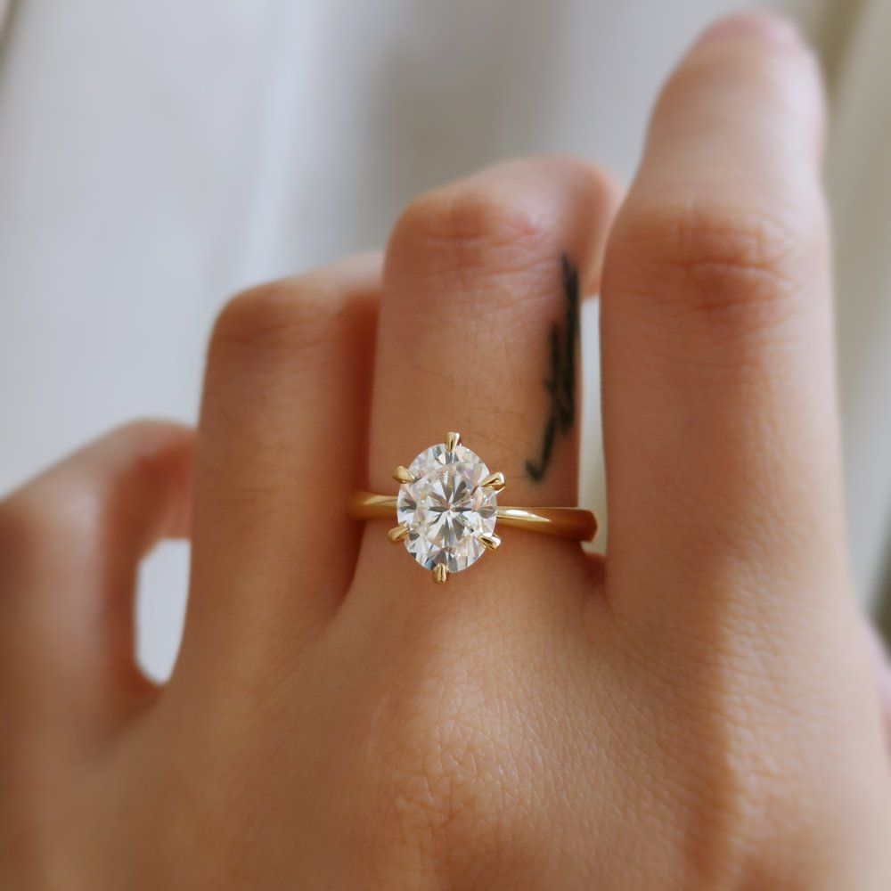 2.0 CT Oval Cut Pave Moissanite Engagement Ring
