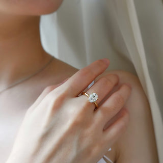 2.0 CT Oval Cut Pave Moissanite Engagement Ring