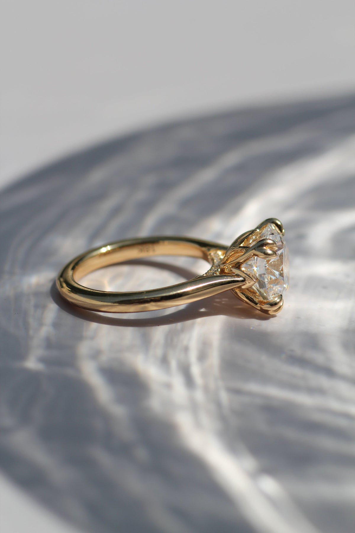 1.00-3.50 CT Round Lab Grown Diamond Solitaire Engagement Ring