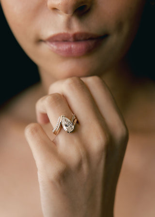 1.0-2.5 CT Pear Shaped Lab Grown Diamond Solitaire Bridal Set