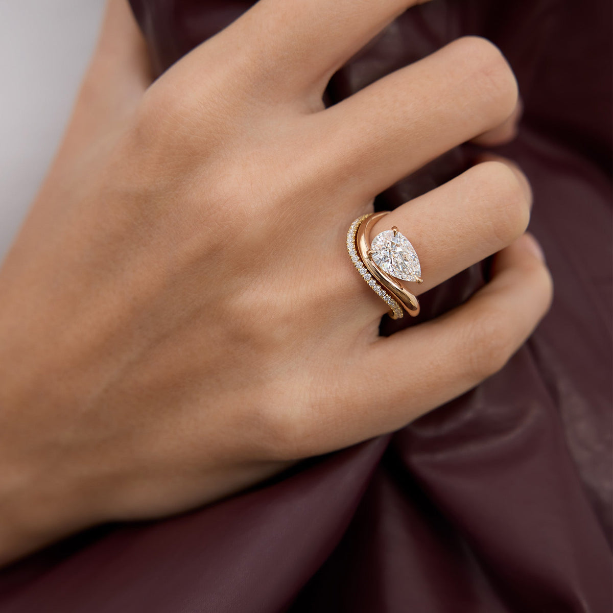 0.30 TCW Round Lab Grown Diamond Unique Wedding Band