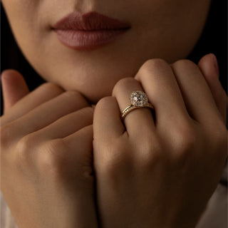 1.0 -3.50  CT Oval  Lab Grown Diamond Halo Engagement ring
