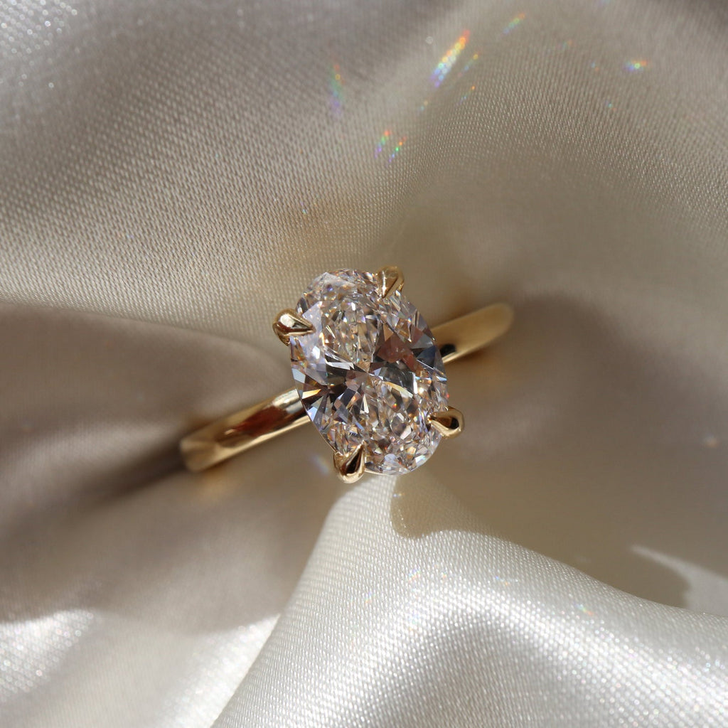 2.50-3.50 CT Oval Cut Solitaire Style Moissanite Engagement Ring