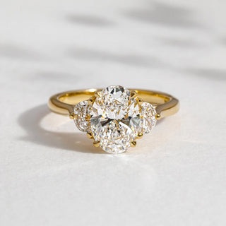 1.90 - 3.90 CT Oval CVD Diamond Three Stone Style Engagement Ring