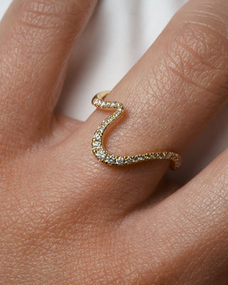 0.40 TCW Round Lab Grown Diamond Curved Wedding Band