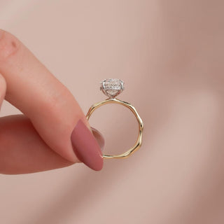 1.5-3.3 CT Oval CVD Diamond Dainty Setting Engagement Ring
