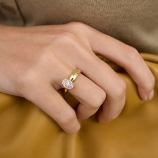 1.25-3.50 CT Oval Shaped Lab Grown Diamond Unique Engagement Ring