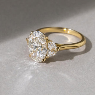2.50 - 4.50  CT Oval CVD Diamond Three Stone Style Engagement Ring
