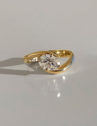 1.0 -1.50 CT Oval Cut Lab Grown Diamond Solitaire Engagement Ring