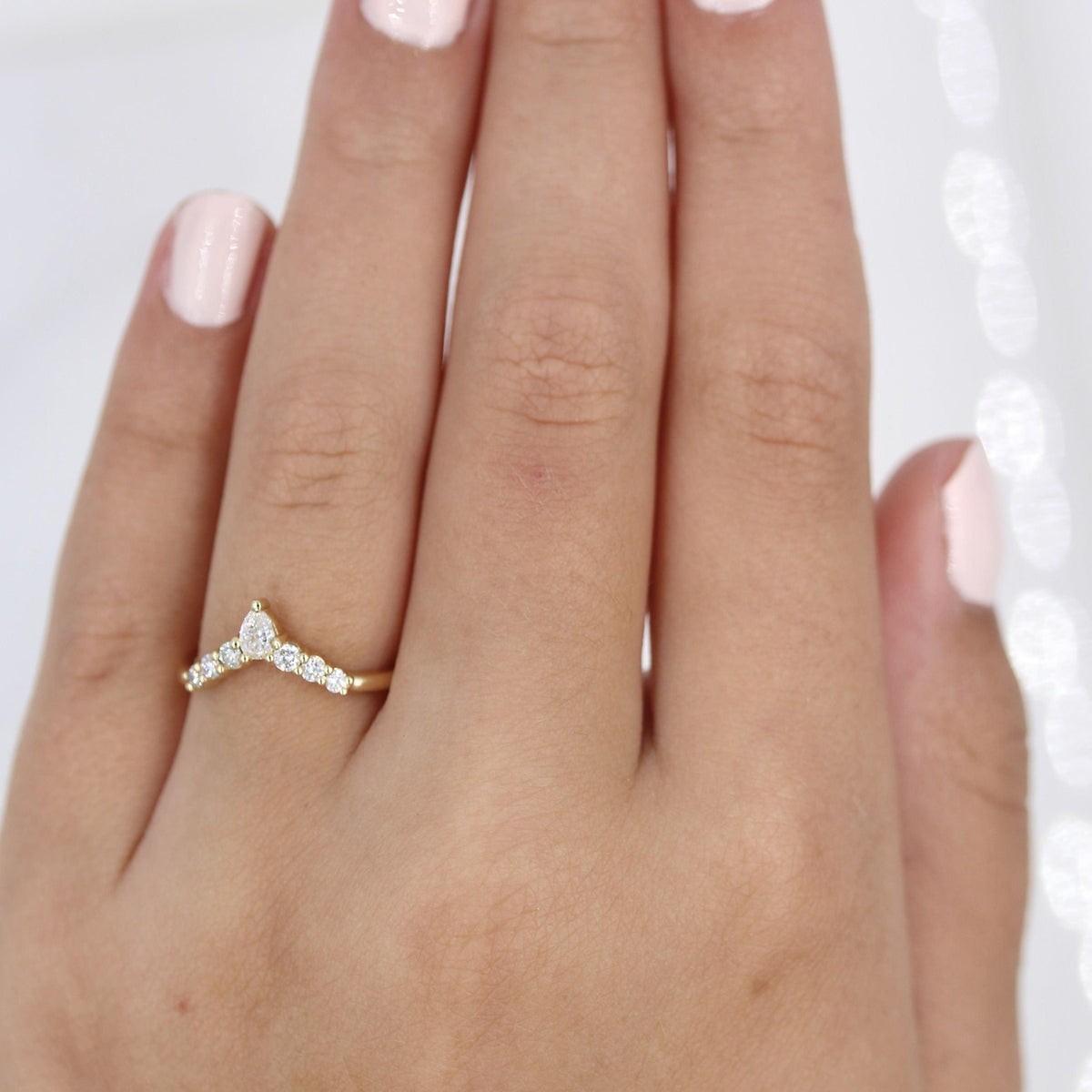 0.31 TCW Round & Pear Cut Curved Moissanite Wedding Band - violetjewels
