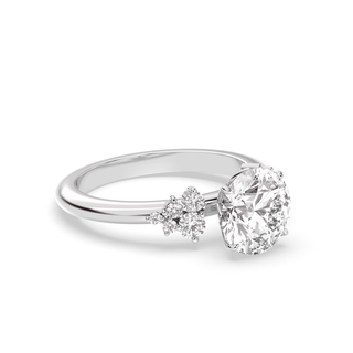 1.0 CT Round F-VS1 Diamond Cluster Engagement Ring