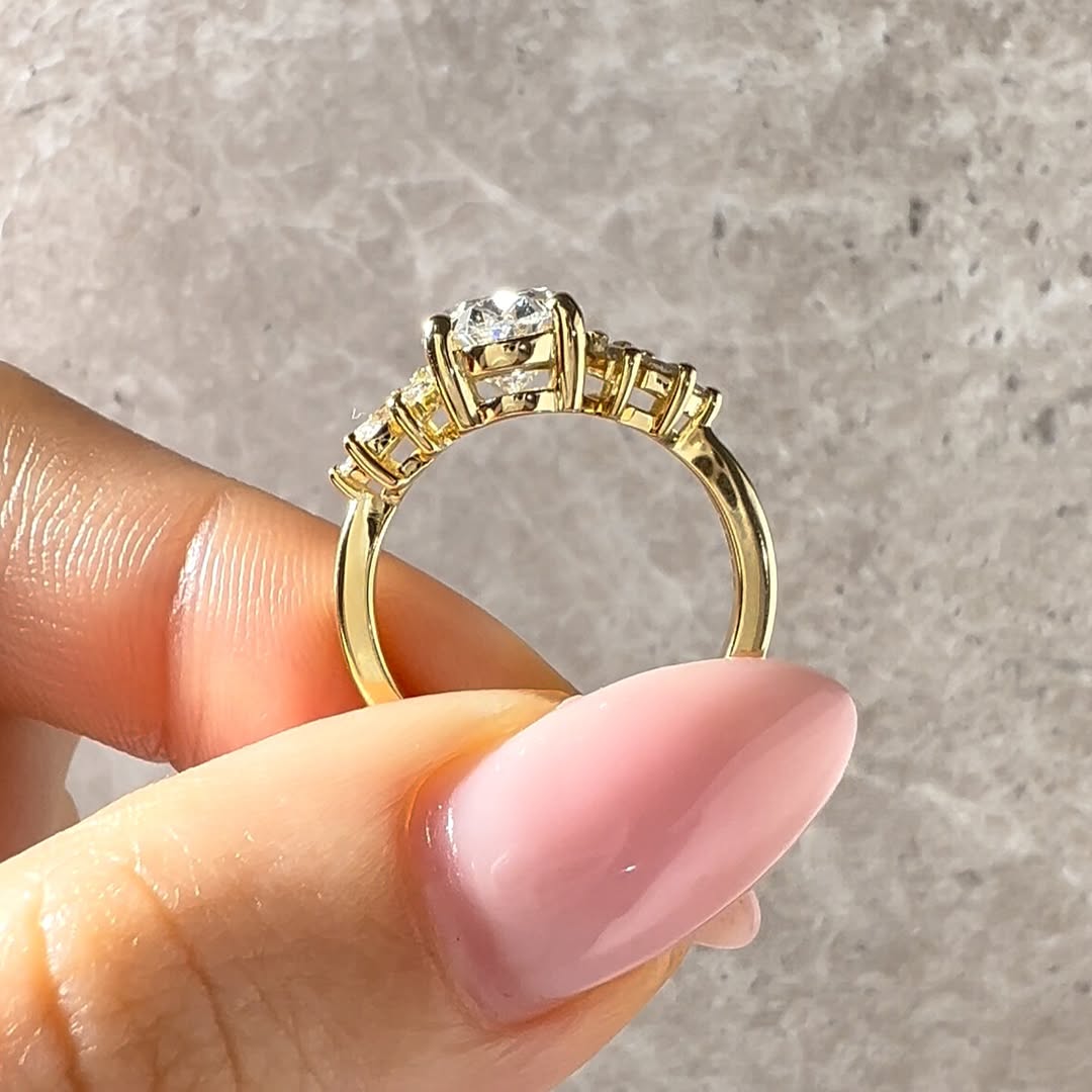 1.0-4.0 CT Oval Lab Grown Diamond Cluster Style Engagement Ring