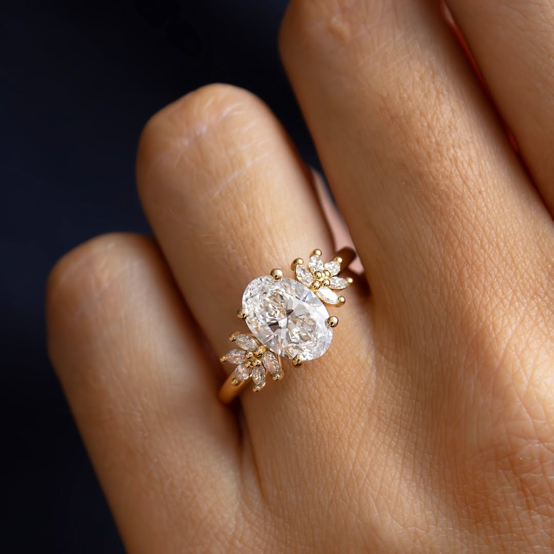 1.0-4.0 CT Oval Lab Grown Diamond Cluster Style Engagement Ring