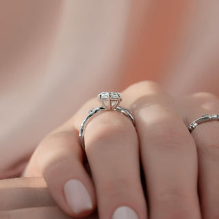 1.0-3.0 CT Pear Lab grown Diamond Twig Engagement Ring
