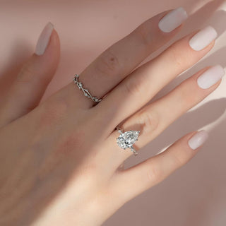 1.0-3.0 CT Pear Lab grown Diamond Twig Engagement Ring