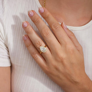 1.5 CT Pear E/VVS2 CVD Diamond Halo Style Engagement Ring
