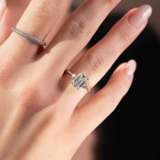 1.0-3.0 CT Emerald Lab Grown Diamond Three stone Engagement Ring