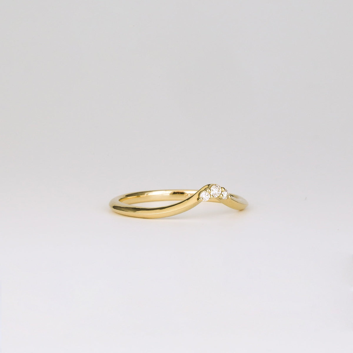 0.04 TCW Round Lab Grown Diamond Curved Wedding Band