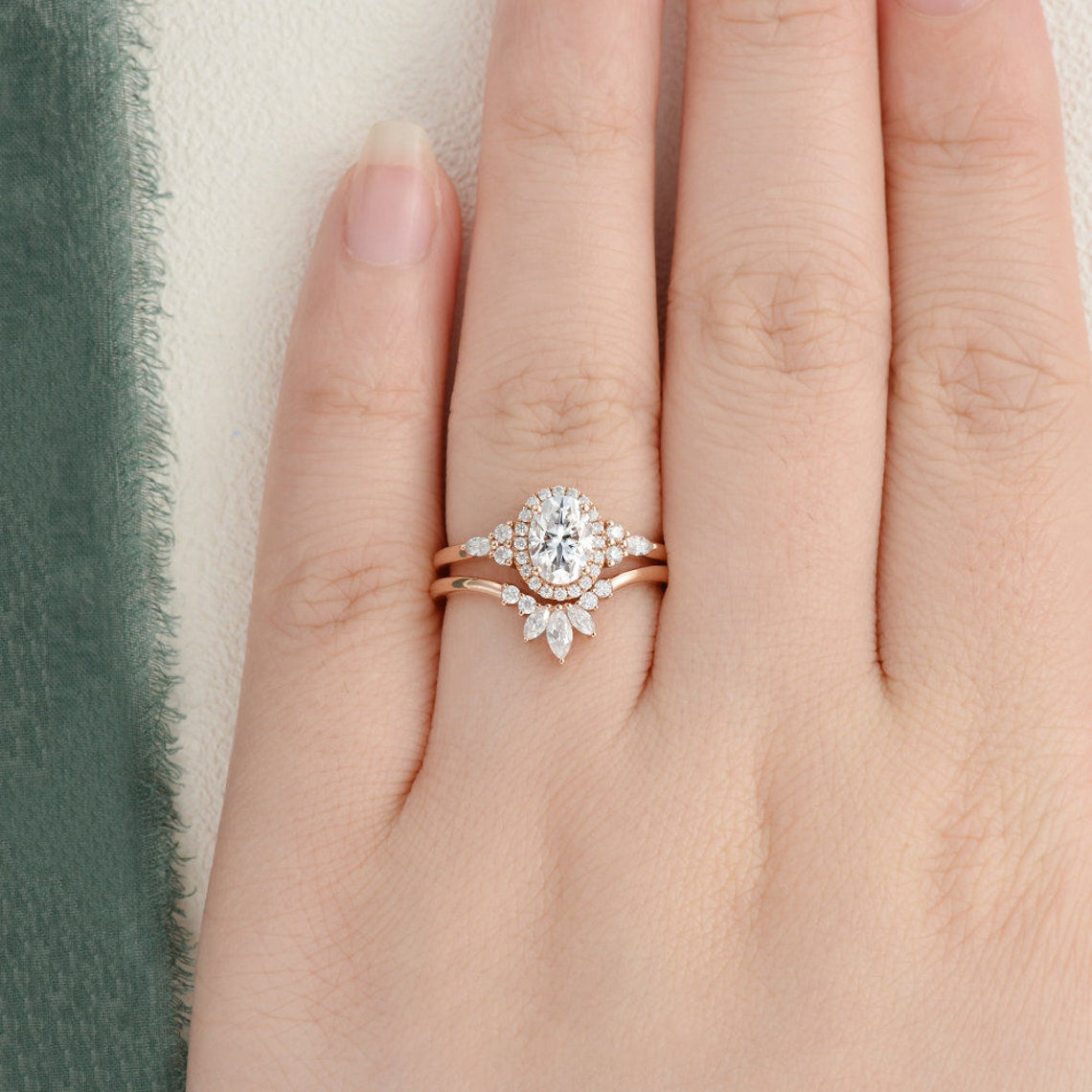 2.0 CT Oval Cut Cluster Halo Moissanite Bridal Ring Set - violetjewels