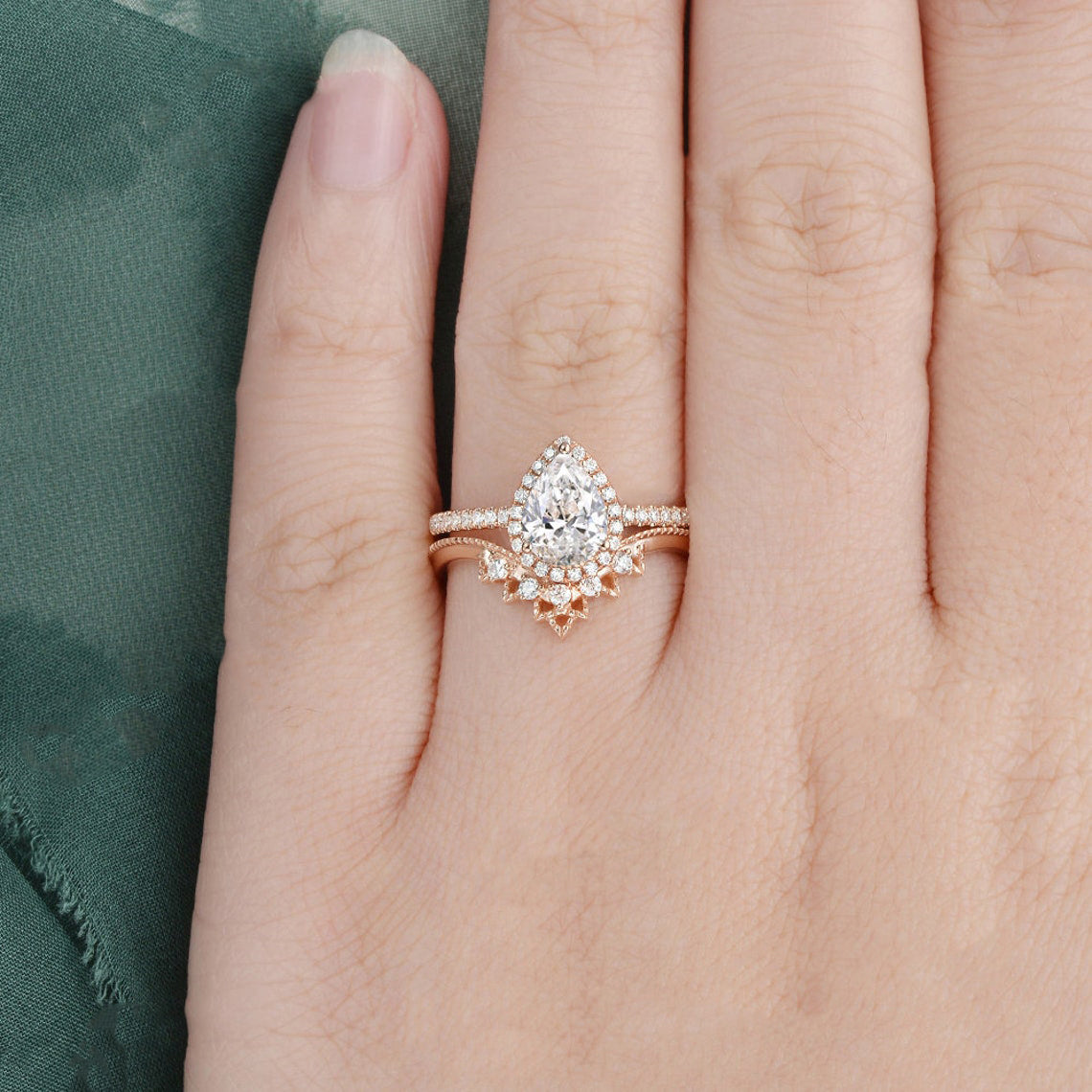 1.50 CT Pear Cut Halo Moissanite Bridal Ring Set - violetjewels