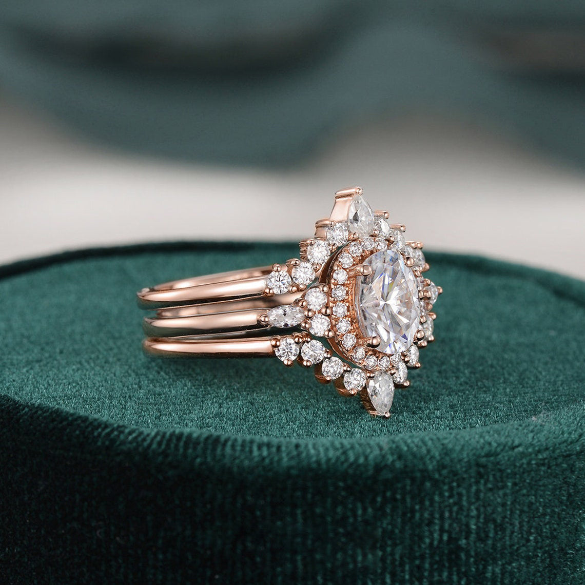1.0 CT Oval Cut Cluster Halo Moissanite Bridal Ring Set - violetjewels