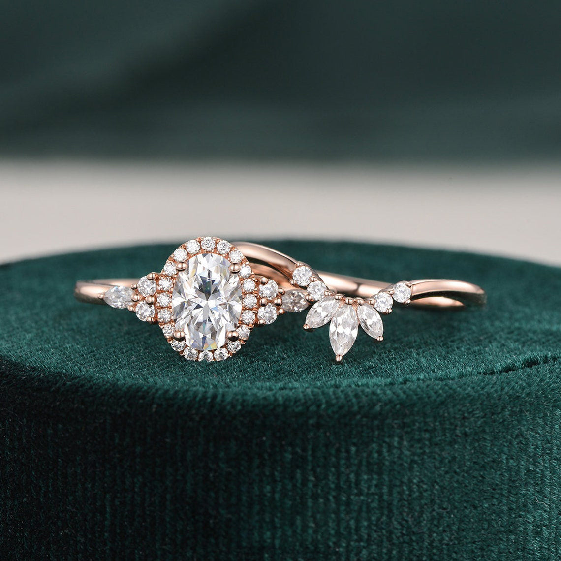 2.0 CT Oval Cut Cluster Halo Moissanite Bridal Ring Set - violetjewels