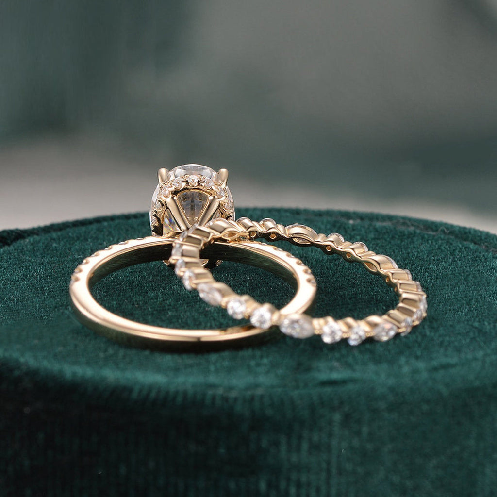 2.0 CT Oval Cut Solitaire Moissanite Bridal Ring Set - violetjewels