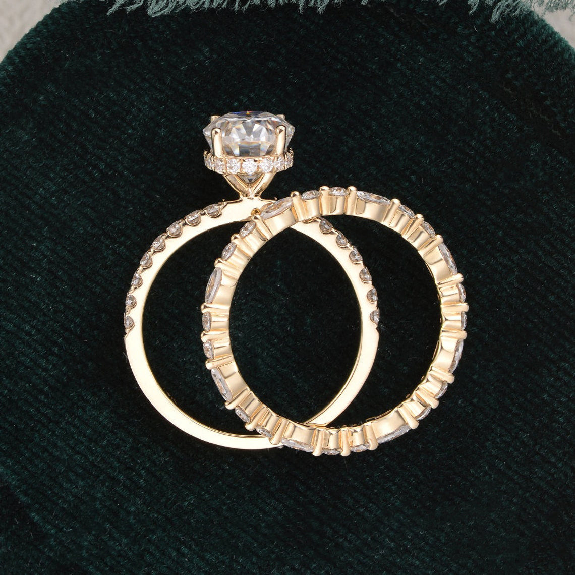 2.0 CT Oval Cut Solitaire Moissanite Bridal Ring Set - violetjewels