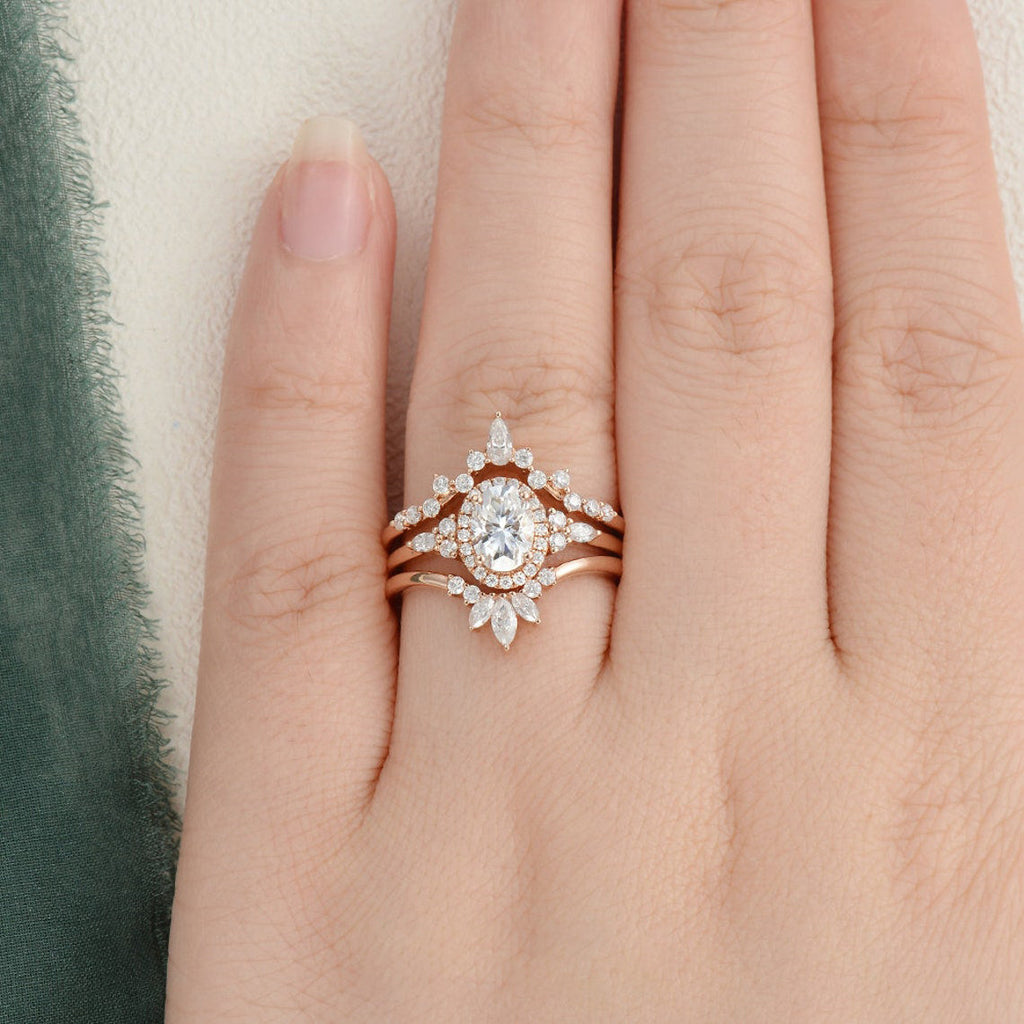 1.0 CT Oval Cut Cluster Halo Moissanite Bridal Ring Set - violetjewels