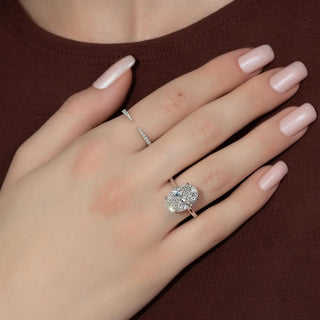 3.5-5.5 CT Oval CVD Diamond Hidden Halo Setting Engagement Ring
