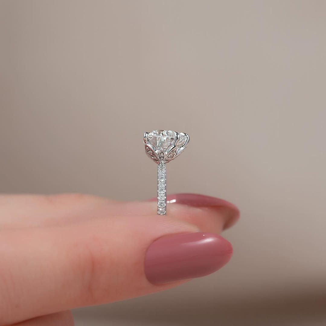 1.0–3.0 CT heart cut CVD diamond engagement ring with pave band in 14K gold, symbolizing love with radiant brilliance.