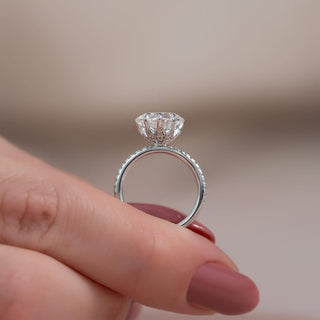 1.0–3.0 CT heart cut CVD diamond engagement ring with pave band in 14K gold, symbolizing love with radiant brilliance.
