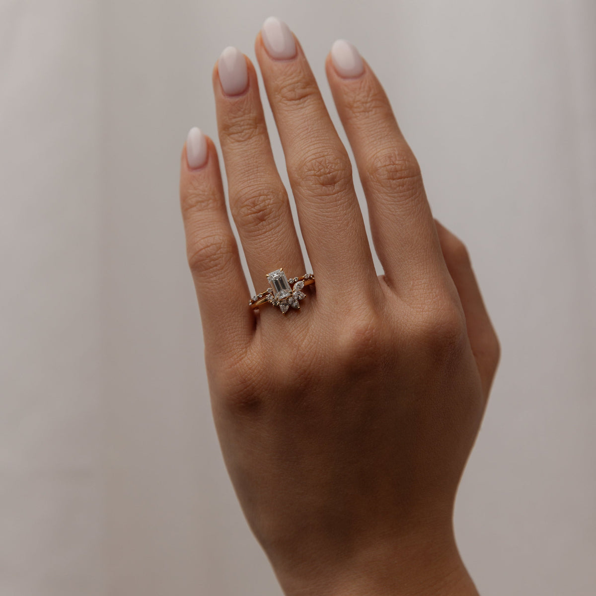 1.00 - 3.50 CT Emerald Lab Grown Diamond Solitaire Engagement ring