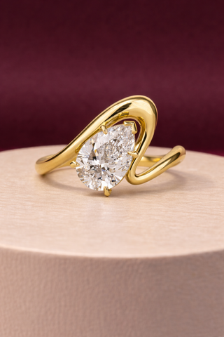 1.0 -3.0 CT Pear Lab Grown Diamond Unique Engagement ring