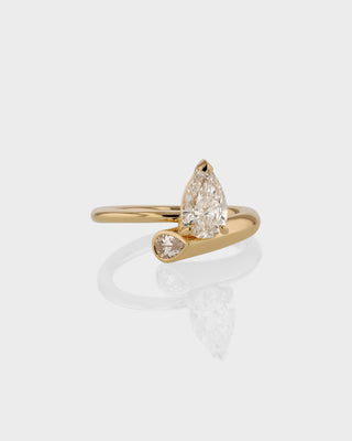 1.0-3.0 CT Pear CVD Diamond Two Stone Engagement Ring