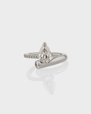 1.0-3.0 CT Pear CVD Diamond Unique Engagement Ring