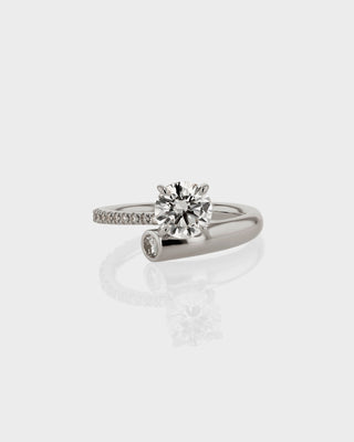 1.0-3.0 CT Round CVD Diamond Unique Engagement Ring