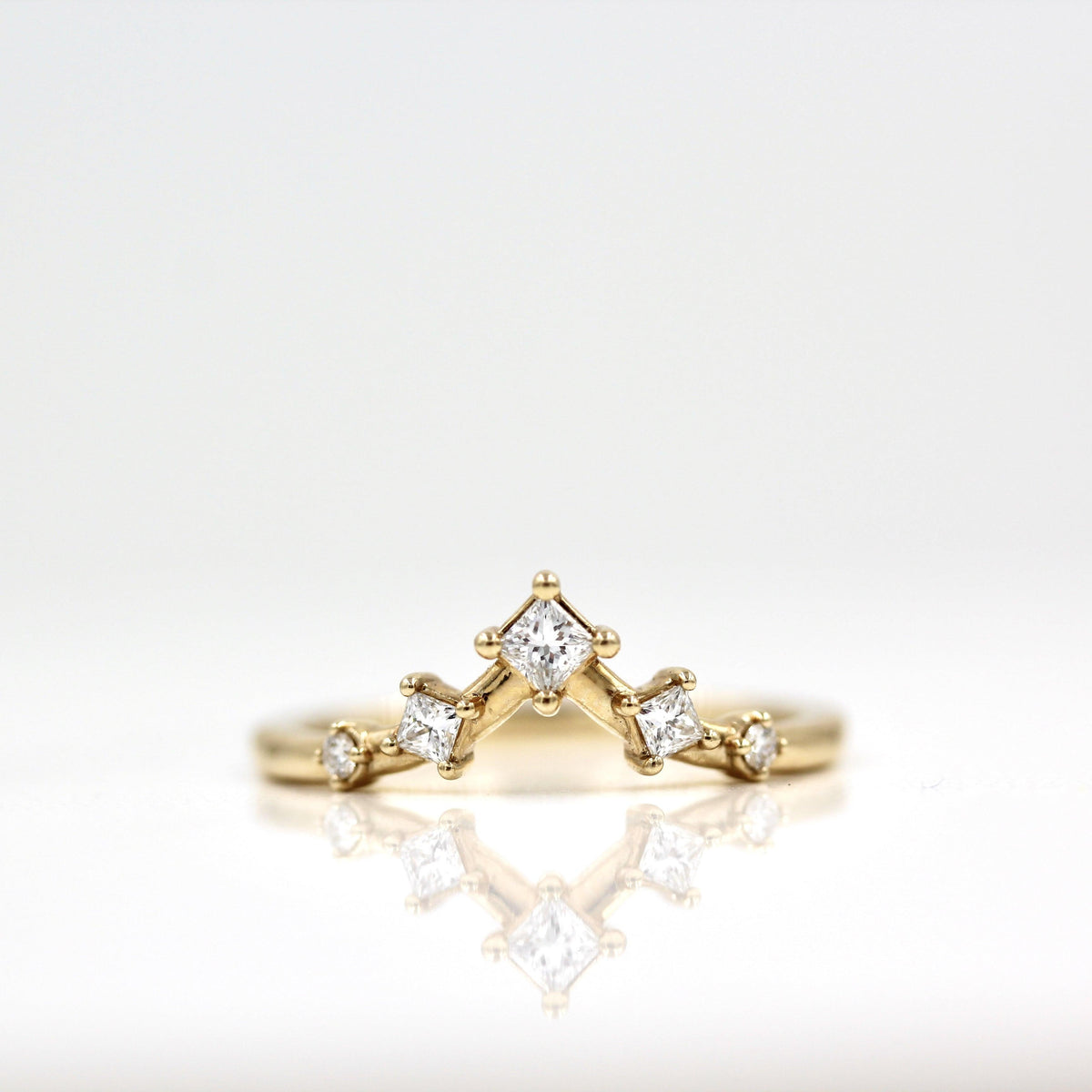 0.22 TCW Princess & Round Cut Curved Moissanite Wedding Band - violetjewels