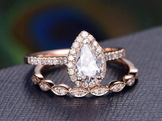 1.0 CT Pear Cut Halo Milgrain Style Moissanite Bridal Ring Set - violetjewels