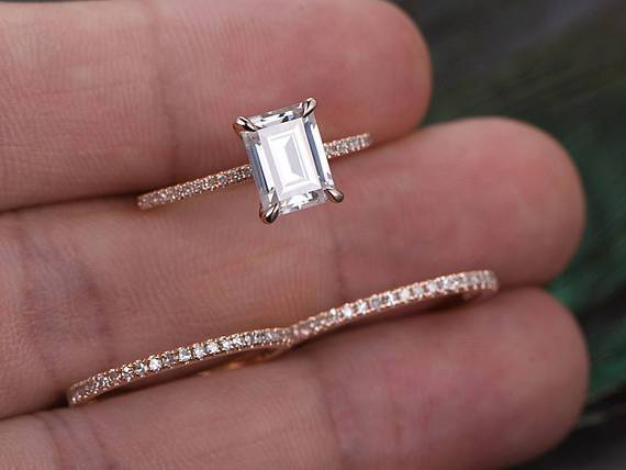 1.0 CT Emerald Cut Solitaire Moissanite Bridal Ring Set - violetjewels