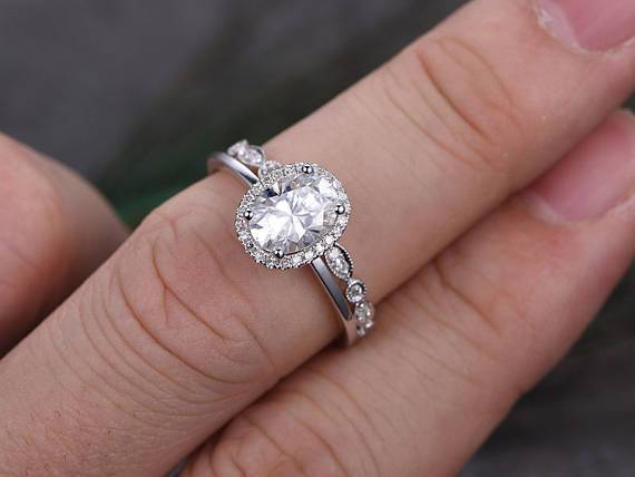 1.0 CT Oval Cut Halo Pave Moissanite Bridal Ring Set - violetjewels