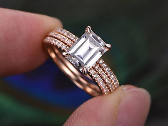 1.0 CT Emerald Cut Solitaire Moissanite Bridal Ring Set - violetjewels