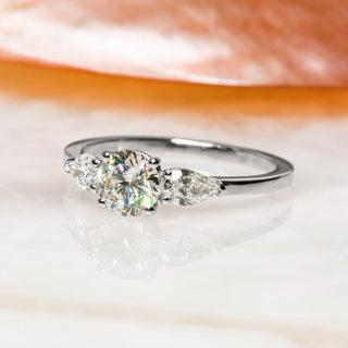 0.80 CT Round Three Stone F/VS1 Diamond Engagement Ring - violetjewels