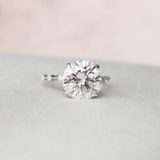 4.0 CT Round Cut Dainty Pave Setting Moissanite Engagement Ring - violetjewels