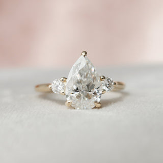 2.0 CT Pear Three Stone Moissanite Engagement Ring - violetjewels