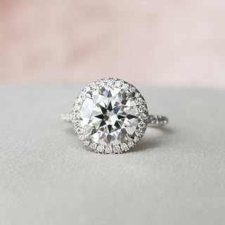 3.5 CT Round Halo Style Moissanite Engagement Ring - violetjewels