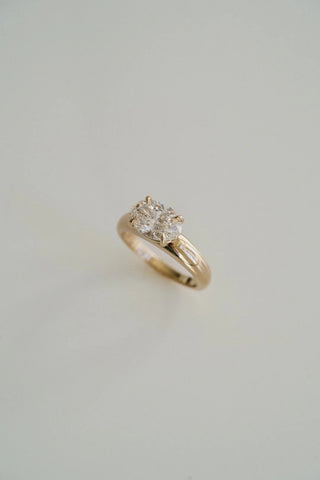 1.0-3.0 CT Oval Lab Grown Diamond Solitaire Engagement Ring