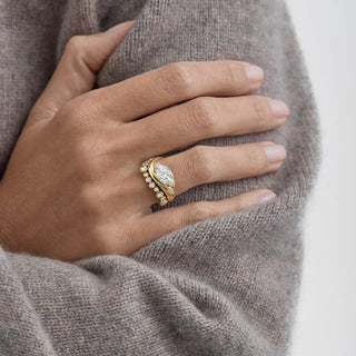 1.51-3.50 CT Marquise Shaped Lab Grown Diamond Unique Engagement Ring