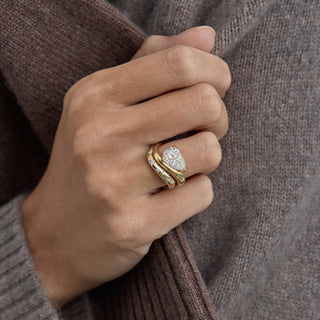 0.30 TCW Round Lab Grown Diamond Unique Wedding Band