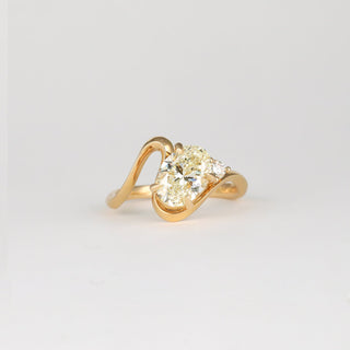 1.70- 3.50 CT Oval CVD Diamond Unique Bridal Ring Set